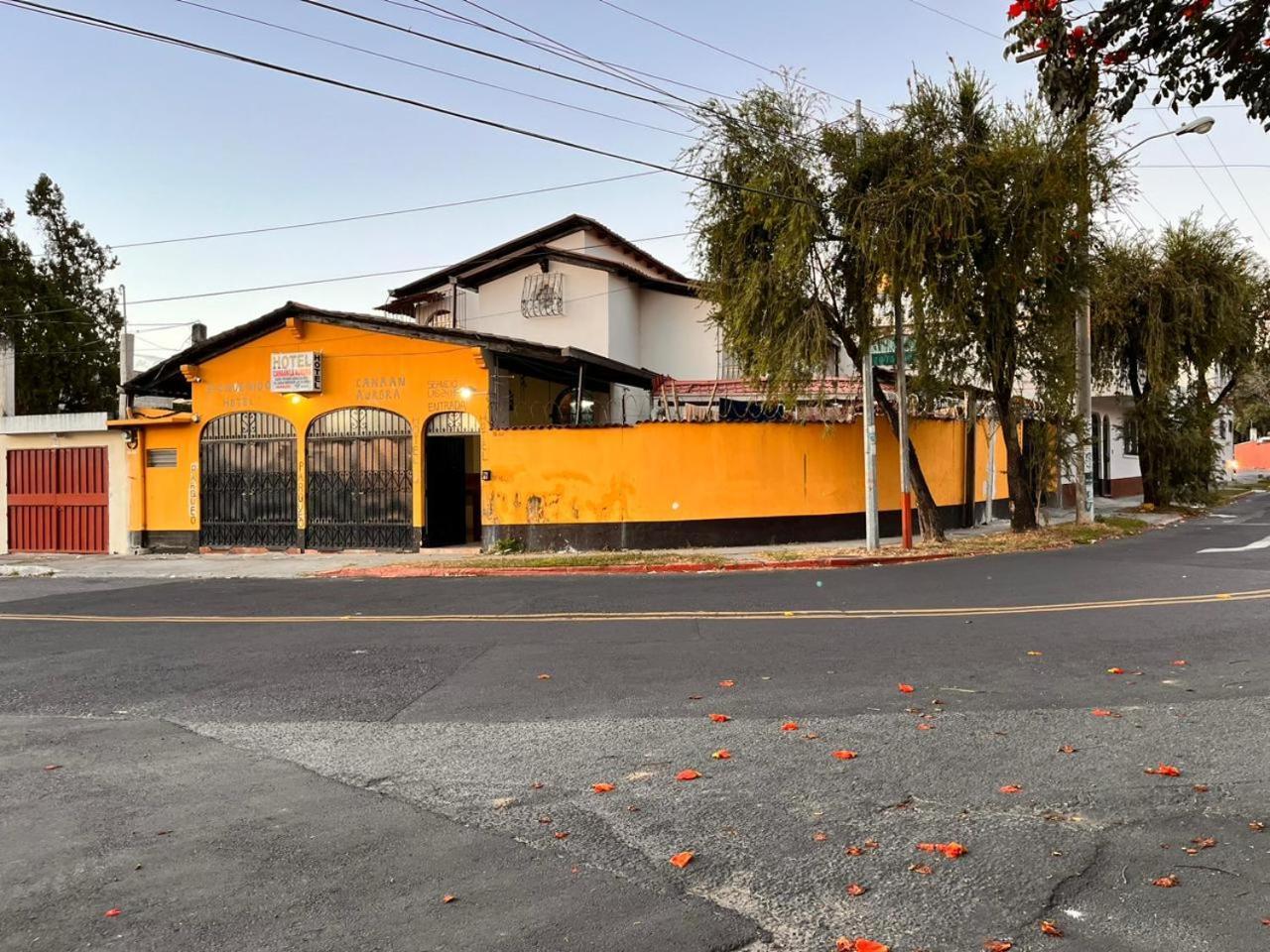 Hotel Canaan La Aurora Guatemala City Exteriör bild